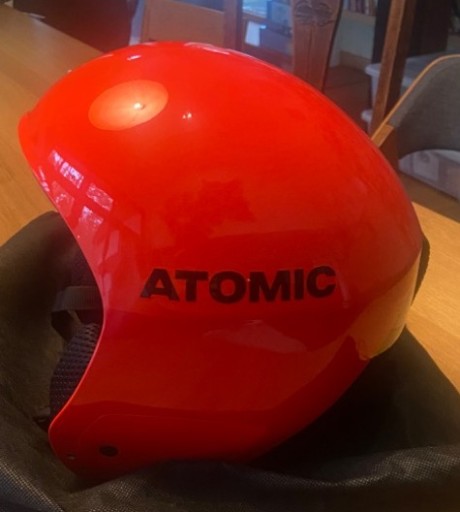 Zdjęcie oferty: kask narciarski ATOMIC; rozm. 58-59cm, redster