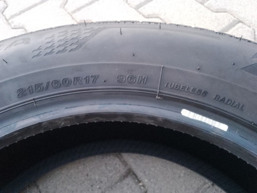 Zdjęcie oferty: Opony  Bridgestone 17cali  z demontażu 1000km 