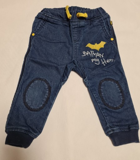 Zdjęcie oferty: Joggery jeansowe chłopięce Batman Cool Club r.86