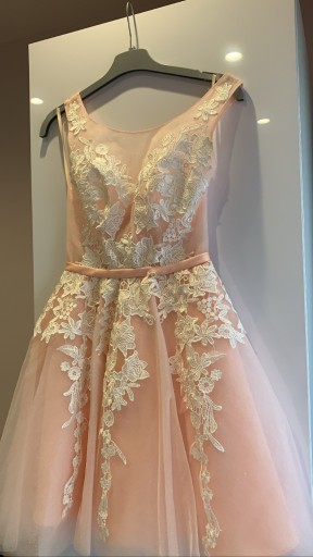 Zdjęcie oferty: Śliczna różowa sukienka