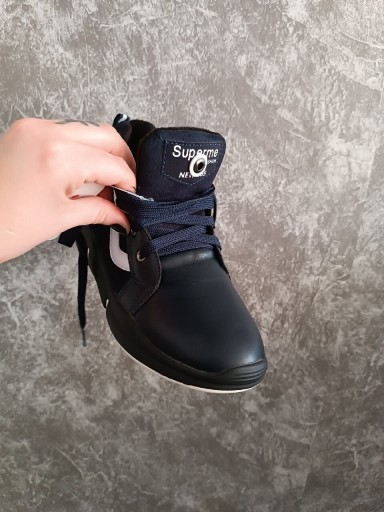 Zdjęcie oferty: Nowe buty chłopięce rozmiar 33