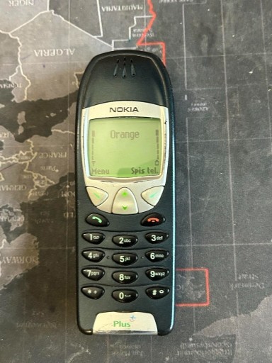 Zdjęcie oferty: Nokia 6210 plus nowa ładowarka 