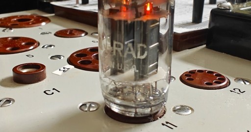 Zdjęcie oferty: Para Ken-Rad 12ax7 ecc83 1949 nawęglane anody LIVE MUSIC 92/93%