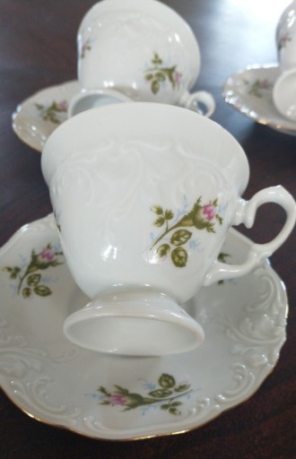 Zdjęcie oferty: 5 Filiżanek porcelana Wawel 