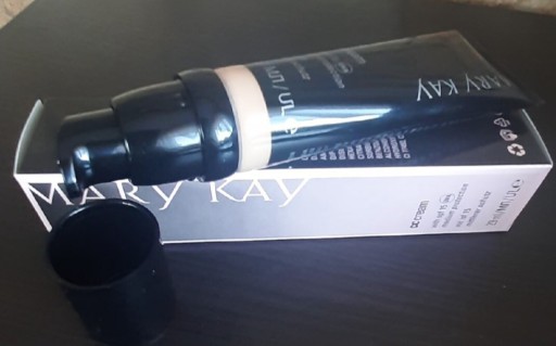 Zdjęcie oferty: Krem cc SPF 15 Mary Kay