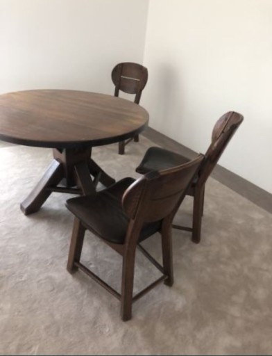 Zdjęcie oferty: Dębowy stół okrągły 120 cm gratis krzesła 