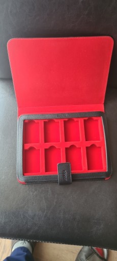 Zdjęcie oferty: Etui na 8  zapalniczek Zippo (b/t)