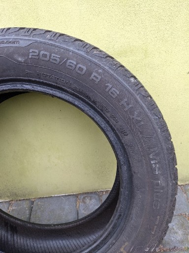 Zdjęcie oferty: Uniroyal 205/60 R16 HXL MS plus 77