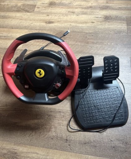 Zdjęcie oferty: Kierownica Thrustmaster