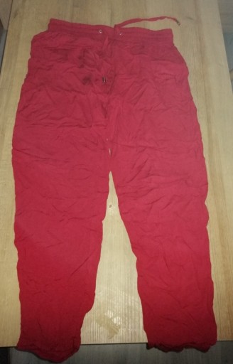 Zdjęcie oferty: Spodnie letnie Terranova rozmiar M
