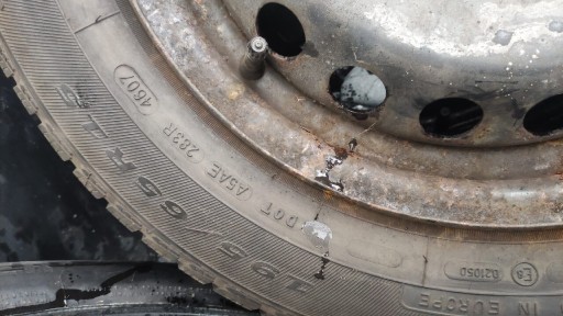 Zdjęcie oferty: koła zimowe renault 4x100 60.1mm R15 195/65