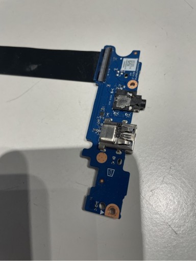 Zdjęcie oferty: Port UsB huawei kpl w00