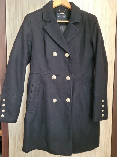 Zdjęcie oferty: Płaszcz czarny taliowany klasyczny 38 Mohito