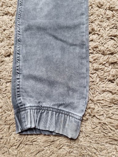 Zdjęcie oferty: Nowe spodnie joggery jeansy XXL z metką szare