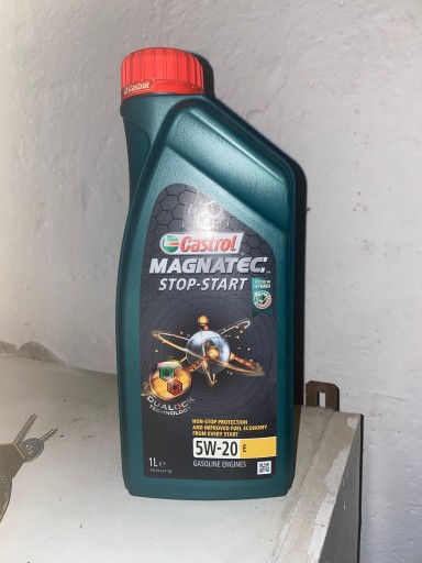 Zdjęcie oferty: Castrol magnatec stopstart 1l olej silnikowy 5W-20