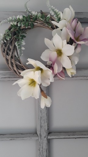 Zdjęcie oferty: Wianek magnolia  całoroczny 