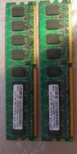 Zdjęcie oferty: Pamięci DDR2 2x1Gb