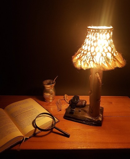 Zdjęcie oferty: Lampka drewniana stołowa/nocna w stylu rustykalnym