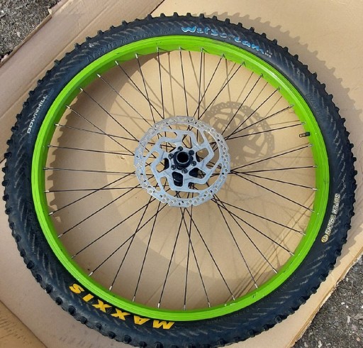 Zdjęcie oferty: Koło przednie QR20 dm24 sunrims maxxis 36"