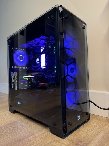 Zdjęcie oferty: G4M3R 600 i9-9900K/64GB RAM/RTX2080Ti/1TB+500GB