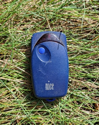 Zdjęcie oferty: Pilot do bramy Nice Flo 1 kanałowy