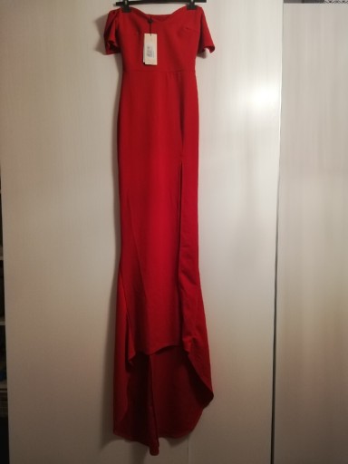 Zdjęcie oferty: Długa suknia xs Club l London czerwona z trenem