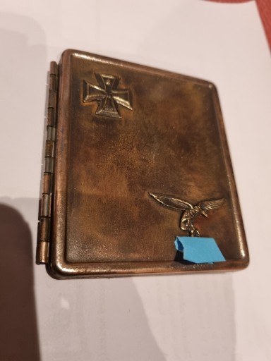 Zdjęcie oferty: Papierosnica Luftwaffe I zelaznym krzyżem