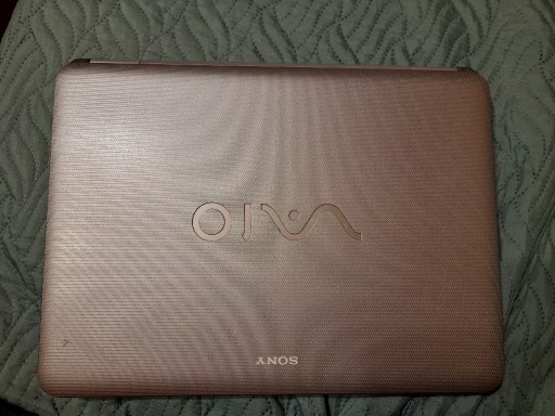 Zdjęcie oferty: Uszkodzony Laptop SONY VAIO VGN-NR32Z