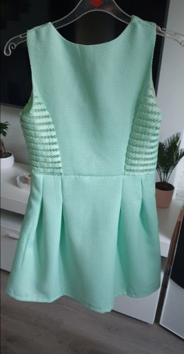Zdjęcie oferty: Nowa koktajlowa sukienka w kolorze miętowym 