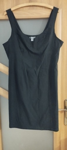 Zdjęcie oferty: czarna sukienka wieczorowa  r. 48 Primark nowa z m