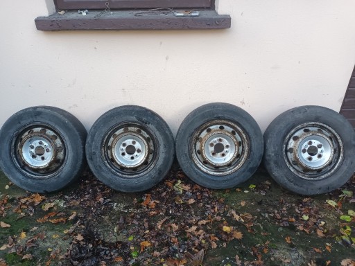 Zdjęcie oferty: Opony zimowe + felgi 195/70 R15C koła bus bokser