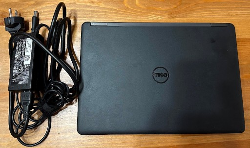 Zdjęcie oferty: Laptop Dell latitude E5250 12,5"  128 GB SSD RAM 8GB