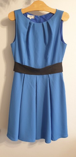 Zdjęcie oferty: Sukienka koktajlowa Cavaricci niebieska rozmiar 40