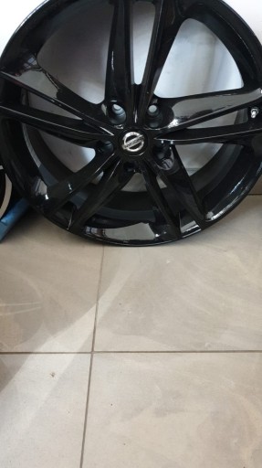 Zdjęcie oferty: ALUFELGI NISSAN R19 7x19 ET40 NISSAN KOMPLET