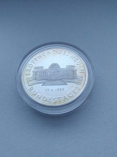 Zdjęcie oferty: Niemiecki medal Ag - Berlin nowy Bundestag 1999