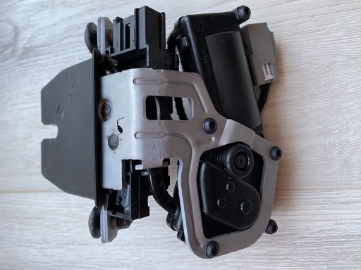 Zdjęcie oferty: Zamek S-MAX MK2 zamek klapy tylnej