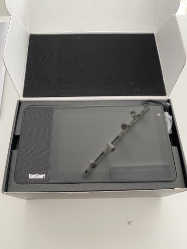 Zdjęcie oferty: Lenovo tablet ThinkSmart View  8”