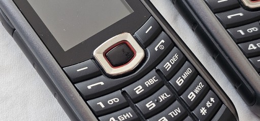 Zdjęcie oferty: Samsung Solid B2710 bdb stanie bez sim