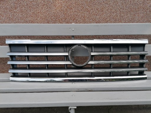 Zdjęcie oferty: VW Touareg atrapa grill 760853653 760853651