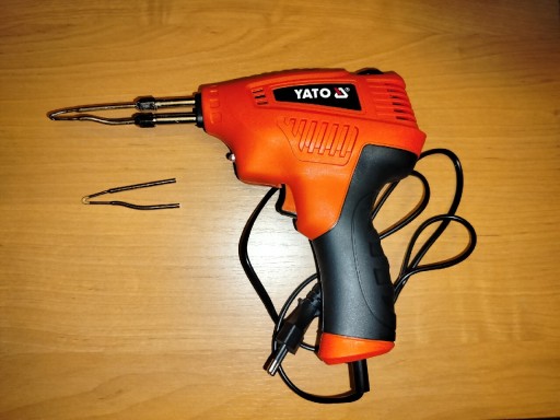 Zdjęcie oferty: YATO LUTOWNICA TRANSFORMATOROWA 200W USZKODZONA 