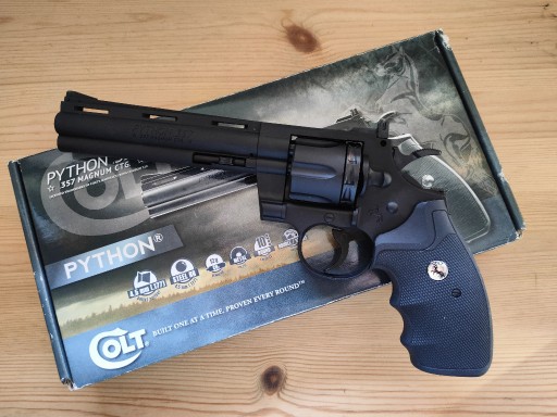 Zdjęcie oferty: Wiatrówka Colt Python .357