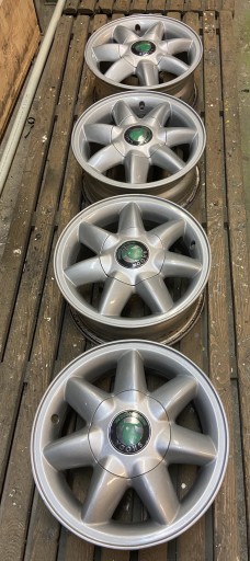 Zdjęcie oferty: Oryginalne felgi Skoda 13”komplet