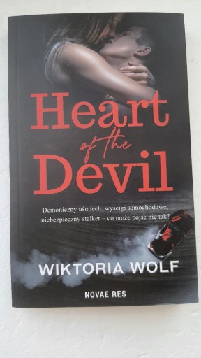 Zdjęcie oferty: Książka Heart Of The Devil Wiktoria Wolf Książki 