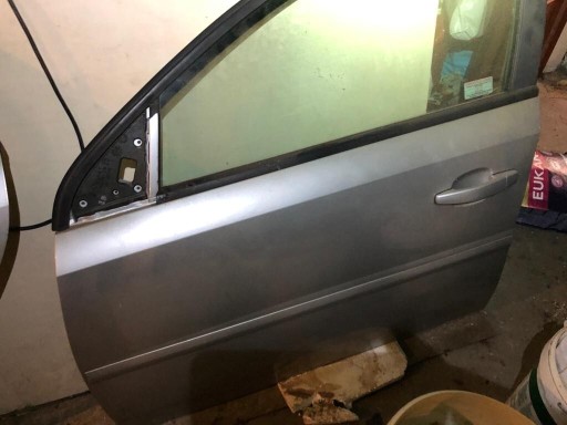 Zdjęcie oferty: OPEL VECTRA C 2004 "anglik" str cała lewa