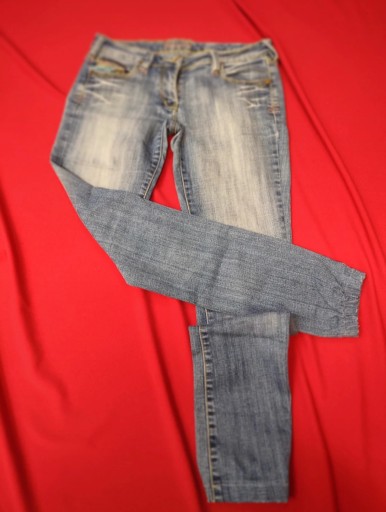 Zdjęcie oferty: Spodnie damskie jeansy success Rozm 38 haft
