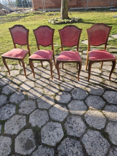 Zdjęcie oferty: Stare krzesła 