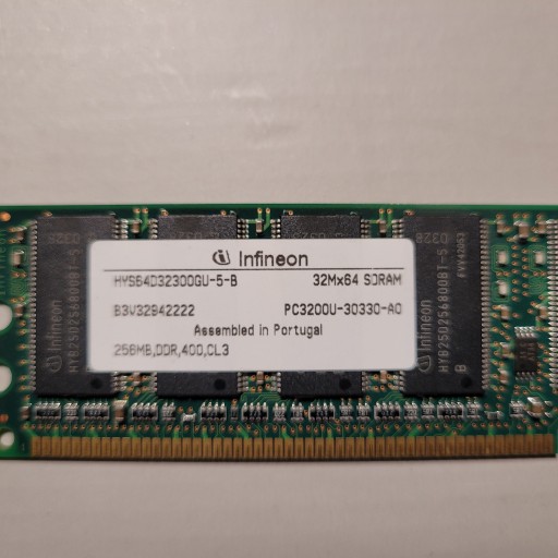Zdjęcie oferty: Pamięć RAM Infineon 256MB 32mx64 SDRAM PC3200U-30330-A0
