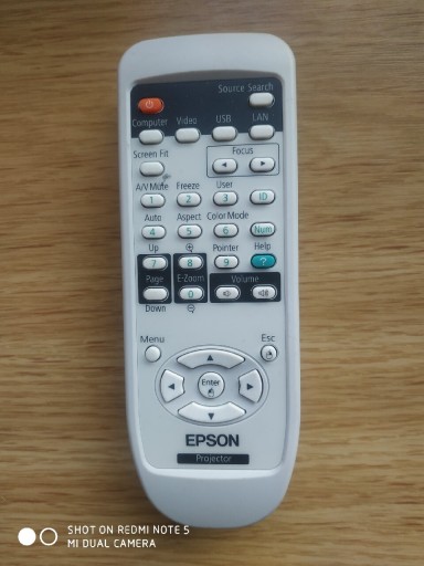 Zdjęcie oferty: Pilot Projektor EPSON 150799600 i inne.Nowe!