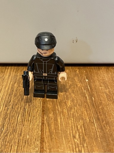 Zdjęcie oferty: Lego Star Wars minifigurka Imperial Officer