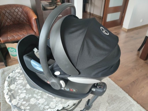 Zdjęcie oferty: Fotelik nosidełko Cybex aton M i-size Gold 0-13kg